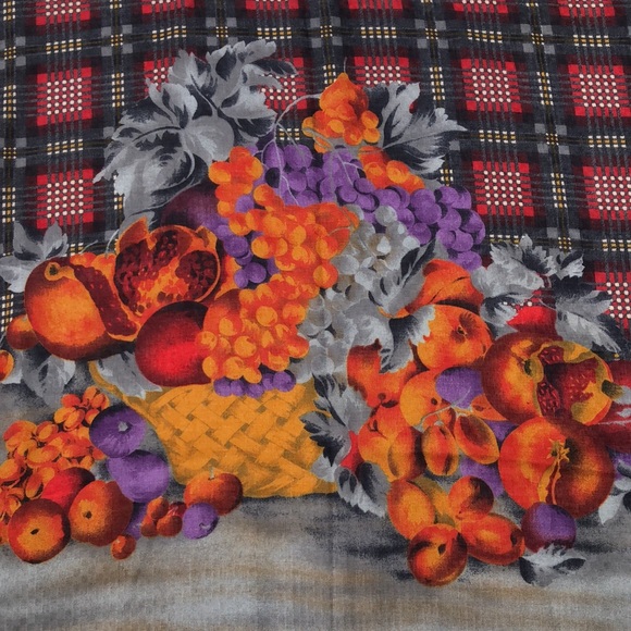 VTG Festive, bright Square Scarf Fruit arrangement motif - Picture 4 of 11